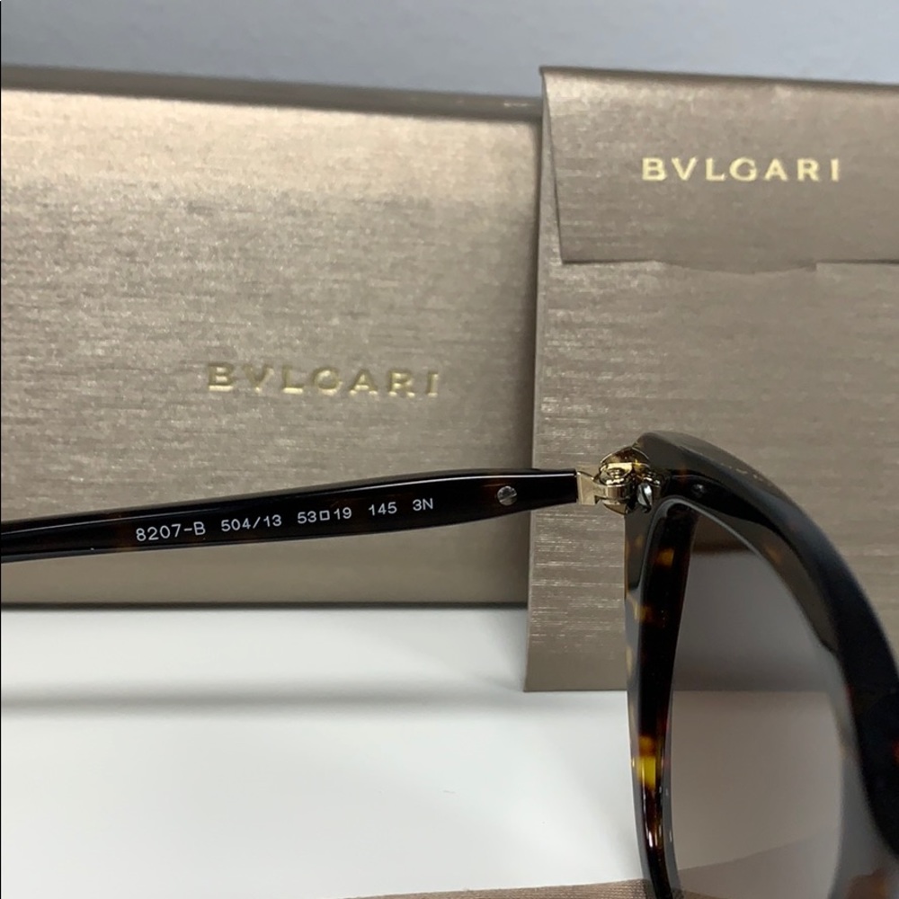 BVULGARI women’s sunglasses - Picture 7 of 12